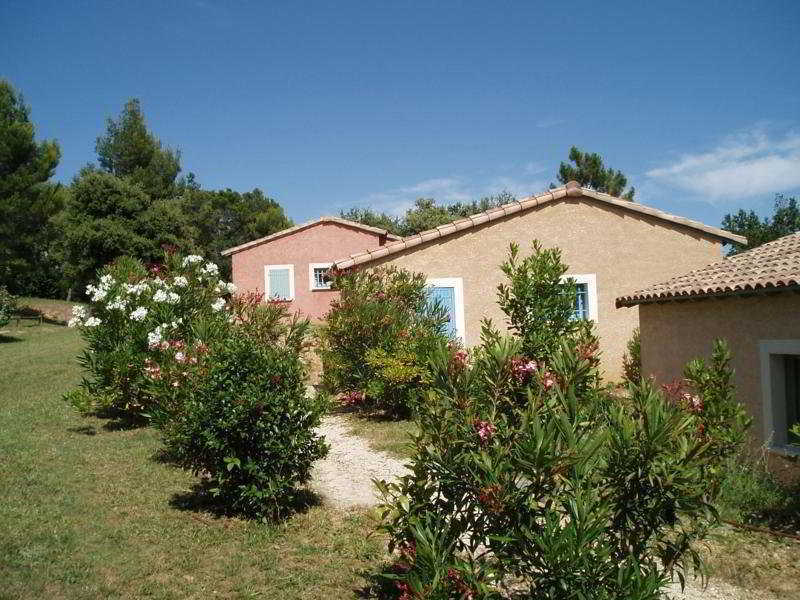 Gaujac  Lagrange Vacances Les Mazets De Gaujac מראה חיצוני תמונה