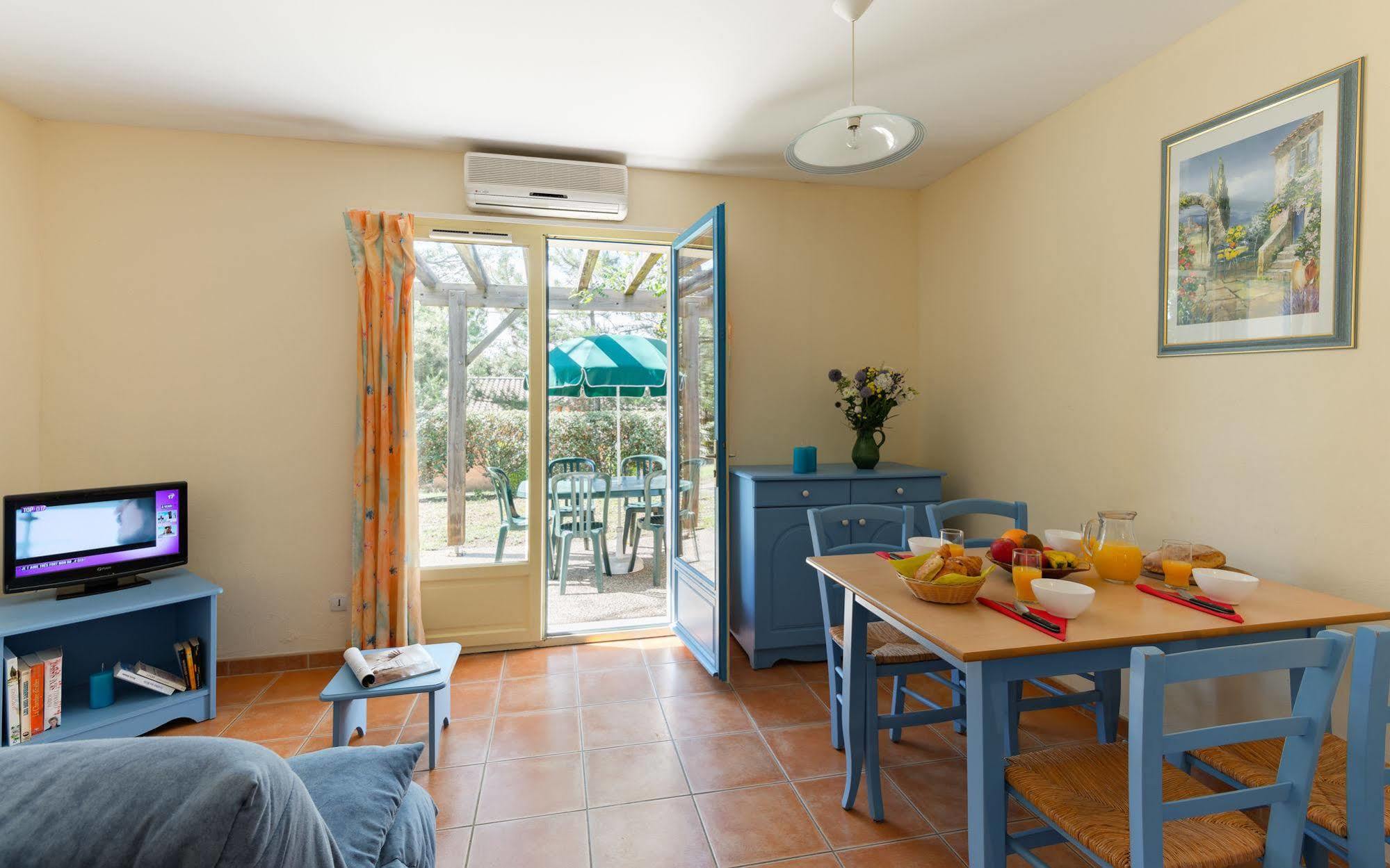 Gaujac  Lagrange Vacances Les Mazets De Gaujac מראה חיצוני תמונה